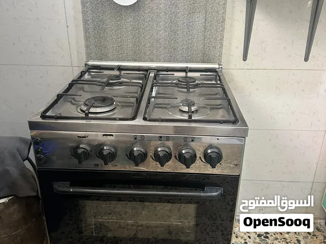 للبيع طباخ 4 عيون فريش مستعمل نظيف فرنه شغال