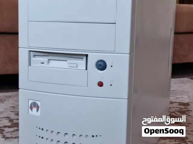 جهاز كمبيورت ريترو ويندوز 2000