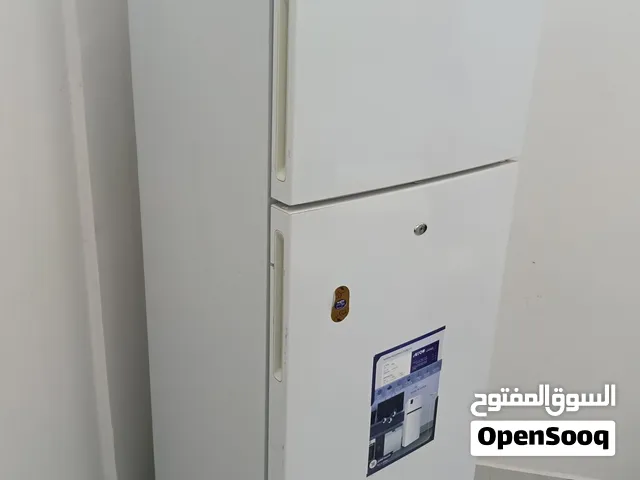 ثلاجه شبه جديده