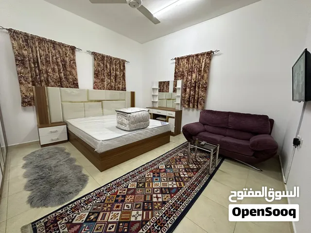 استديو للإيجار بالعذيبة مفروش فرش جديد Studio apartment for rent in Al-Azaiba, furnished with new