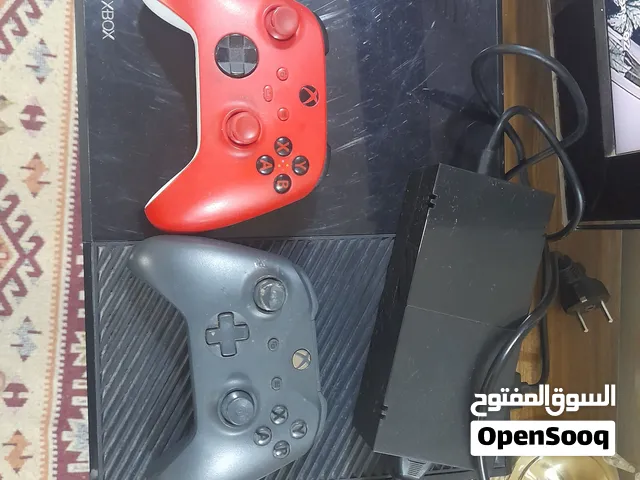 اكس بوكس ون مع يد عدد 2