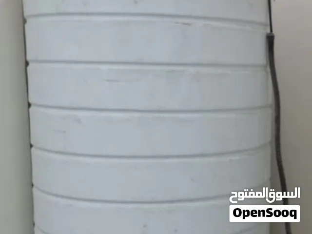 خزان ماء عمودي