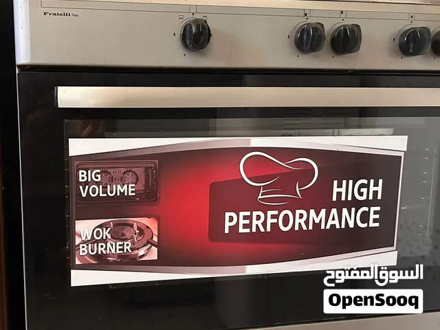 Cooking Range with 5 Burners & Oven for Urgent Sale