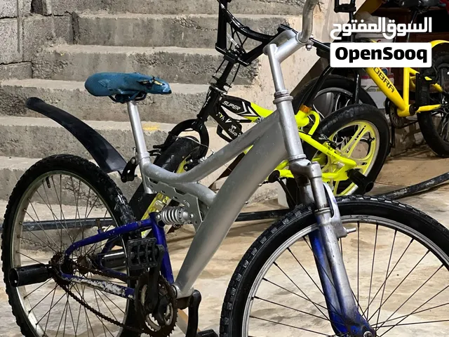 درجه هوائية للبيع بي 220 دينار بس مقاس26 وهد رقمي