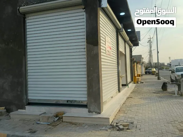 محلات 2 في القبلة حي القائم قرب حسينية الشيخ خليل المحل الاول 3.75*6 متر المحل الثاني 3.5*6