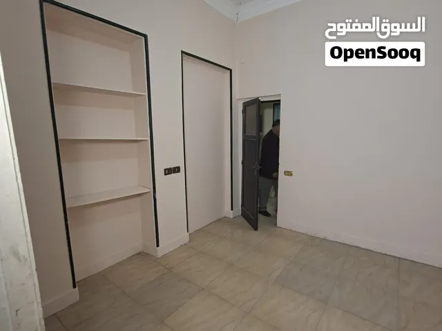 منزل بثمن شقه بقلب حدائق القبه