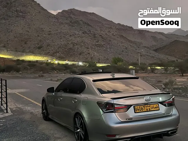 لكزس Gs للبدل بما يناسب