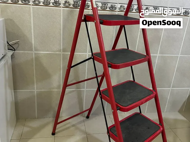 سلم متحرك  سلم حديد متحرك