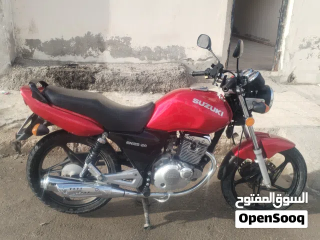 دراجه سوسوكي EN125