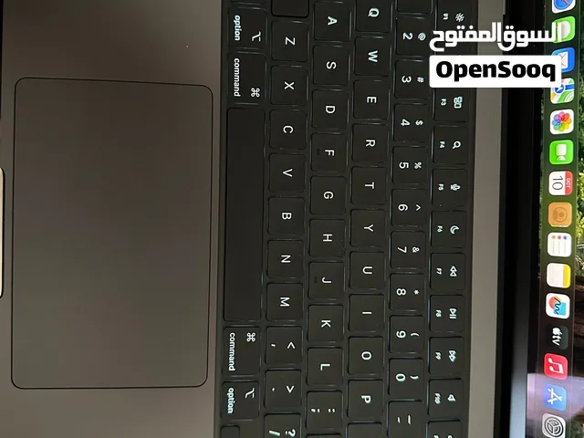 MacBook Pro M4 - RAM 16 / HDD 512 GB