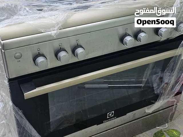 فرن غاز  Electrolux  حجم كبير..