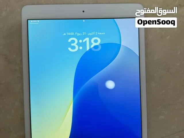 Apple iPad 7 32 GB in Al Ain