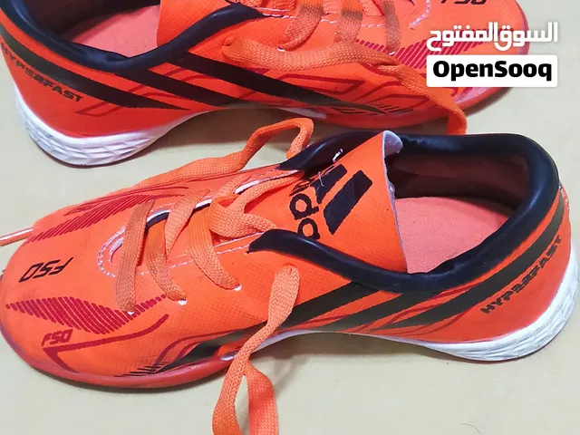 جزمة كورة أطفال