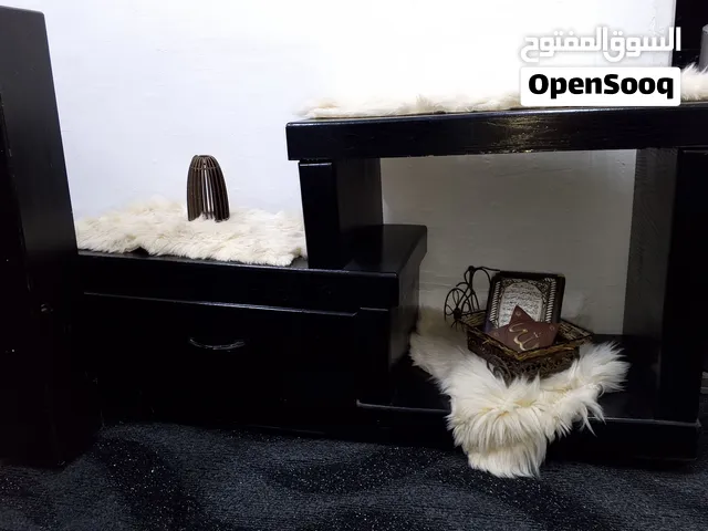 طاولة شاشة