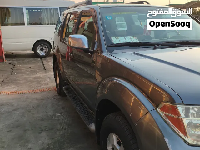 نيسان بافندر