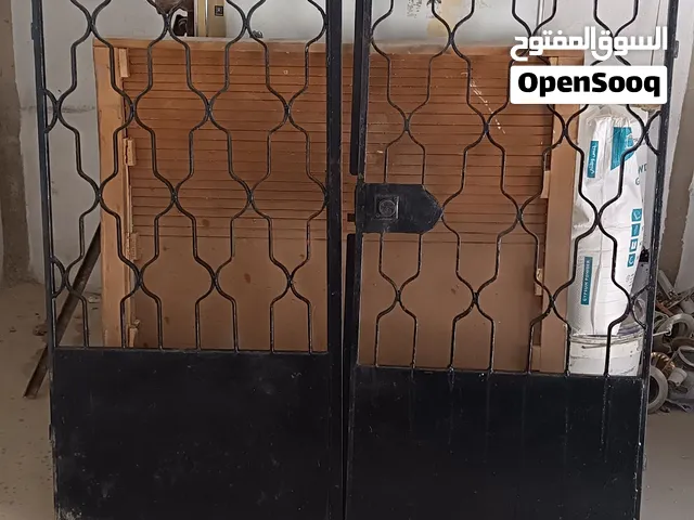 باب فاصون 120 سم 120 يوجد معه الحلق