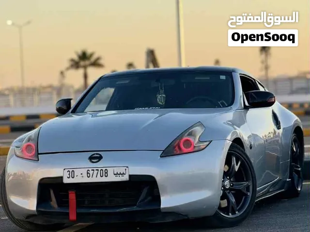 نيسان 370z