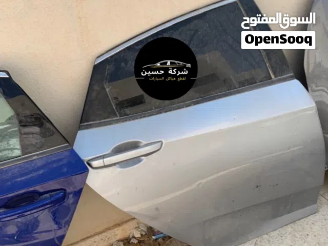 باب يمين يسار هوندا اكورد 2000 - 2024   مستعمل / جديد