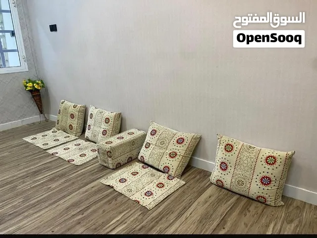جلسه سعوديه شبه جديده