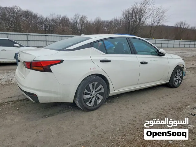 Used Nissan Altima in Sharjah