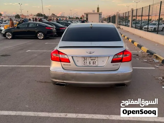 جينسس مديل 2012 ماشيه 106كيلو استراد كوريا السياره ولا عيب مشاءلله من ورشه لي عشره محرك كمبيو صاله