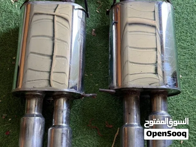دبات بدون اسم راكبات على فورد موستج 2013