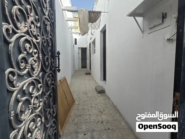 للإيجار بيت عربي For Rent Arab House