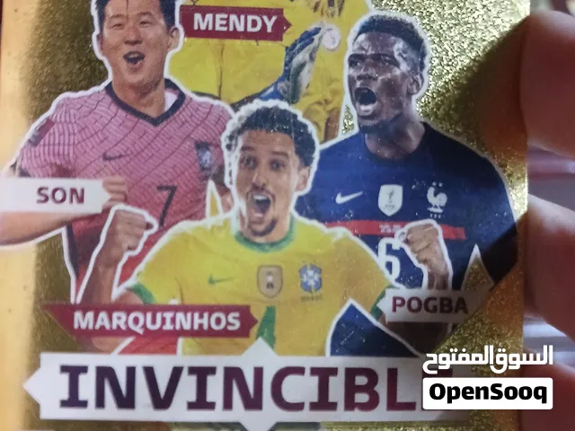 كرتون مكون من اربع لاعبين نادر سعره نهائي