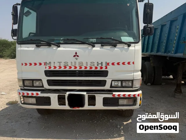 Mitsubishi Trailor + tipper 2011 model