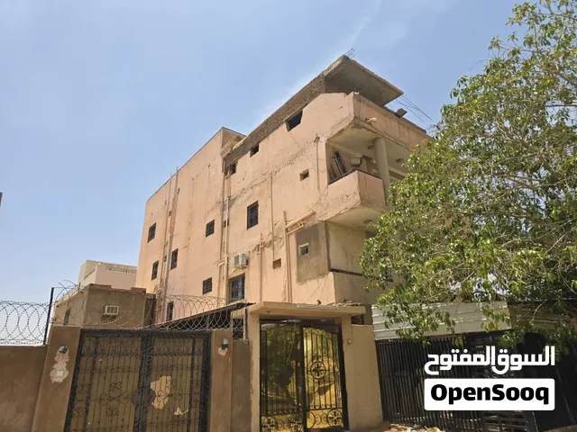 عرض غير مسبوق لمبني فخم بكافوري مربع 6