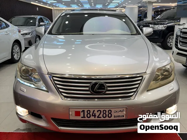 Used Lexus LS in Muharraq