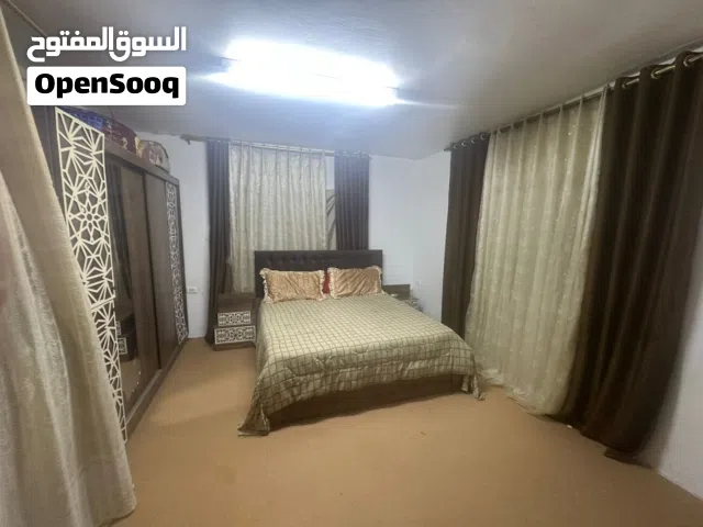 غرفة نوم للاستفسار عن السعر بواسطة الرقم الي بالوصف