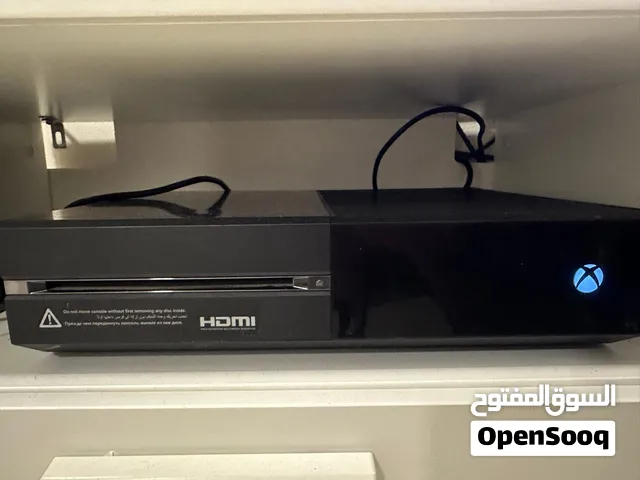 Xbox One + Games GTA 4 50 BD