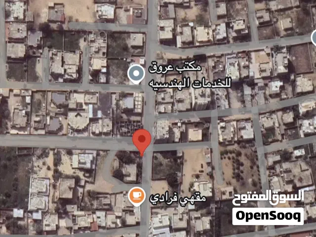 مبناء سكني وتجاري نفس الوقت ويوجد بيه محل