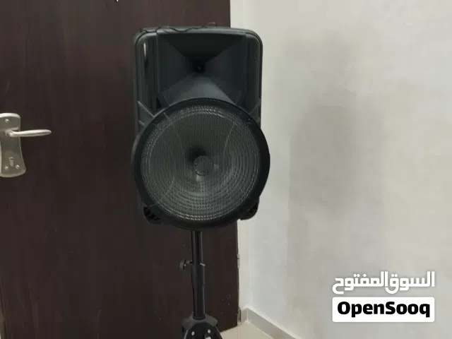 سماعة حفلات محمولة مع ستاند