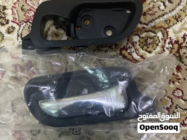 مقابض باب داخلية هوندا اكورد موديلات 2003 إلى 2007