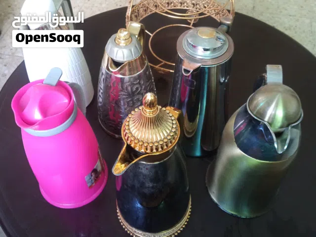 دلال قهوه عدد 6 مع ستاند بحاله جيده جداً