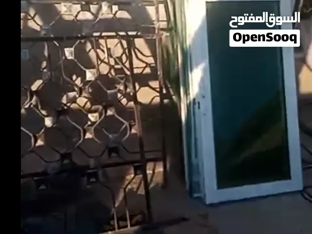 شبابيع المنيوم مع شبك حديد و حماية