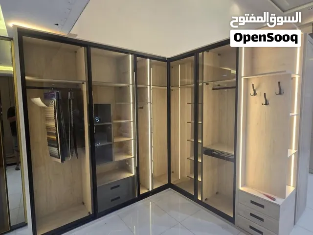 منجره خشب تفصيل دولايب وديكورات وصيانه جميع انواع الخشب