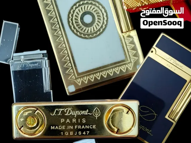 قداحات نفطية وغازيه ماركات عالمية موديلات حديثه والوان زاهية وفريدة من نوعها مع كافة ملحقاتها