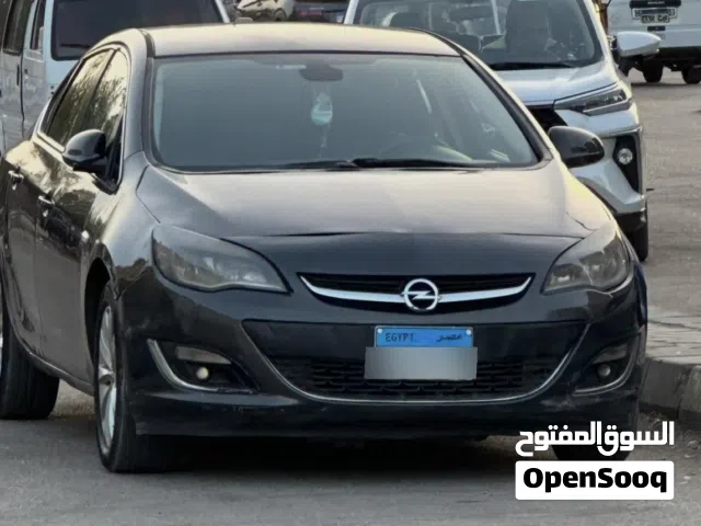 Used Opel Astra in Giza