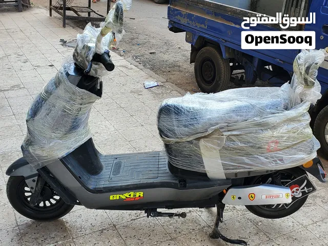 دراجه كهربائيه متميزه ب بطاريه ليثيوم السعر 3000 سعودي