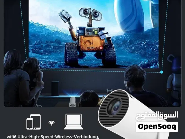 عِش حماس المباريات وكأنك في قلب الملعب مع Projector Ultra HD استمتع بتجربة مشاهدة استثنائية