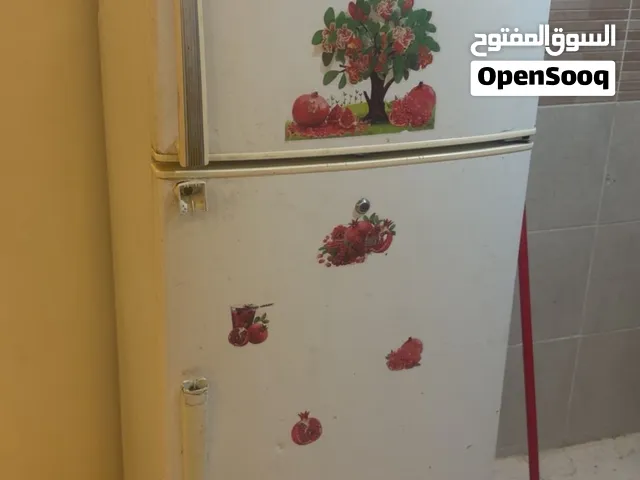 ثلاجه مستعمله سامسونغ شغاله ميه ميه في اربد