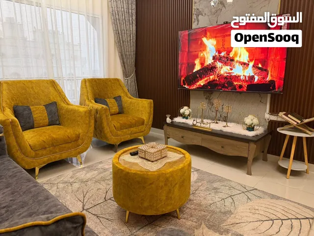 شقة مفروشة تقع بين الخوير وبوشر على شارع المها للإيجار اليومي