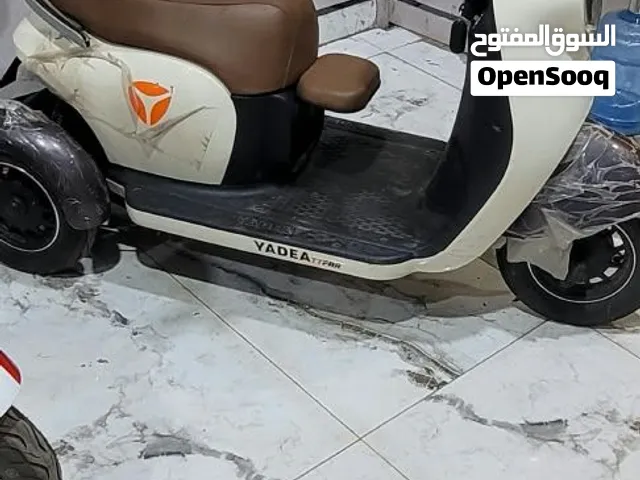 دراجه ياديا ثلاث عجلات مناسب لجمع الاعمار