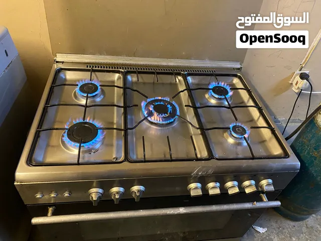 فرن ايطالي شغال بدون اي مشاكل