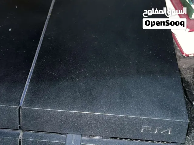 للبيع سوني فور نظيف جدا عليه كفاله  مع كل وايرات مه يدتين ولعبه فيفا اصدار 20 الجهاز نظيف جدا استعمل