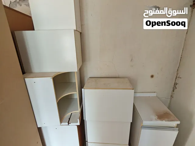 أثاث مطبخ كامل نظيف