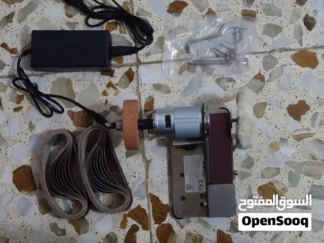 مكينه صنفرة وسقل وتلميع للاستفسار راسلني خاص متوفر توصيل لجميع المحافضات